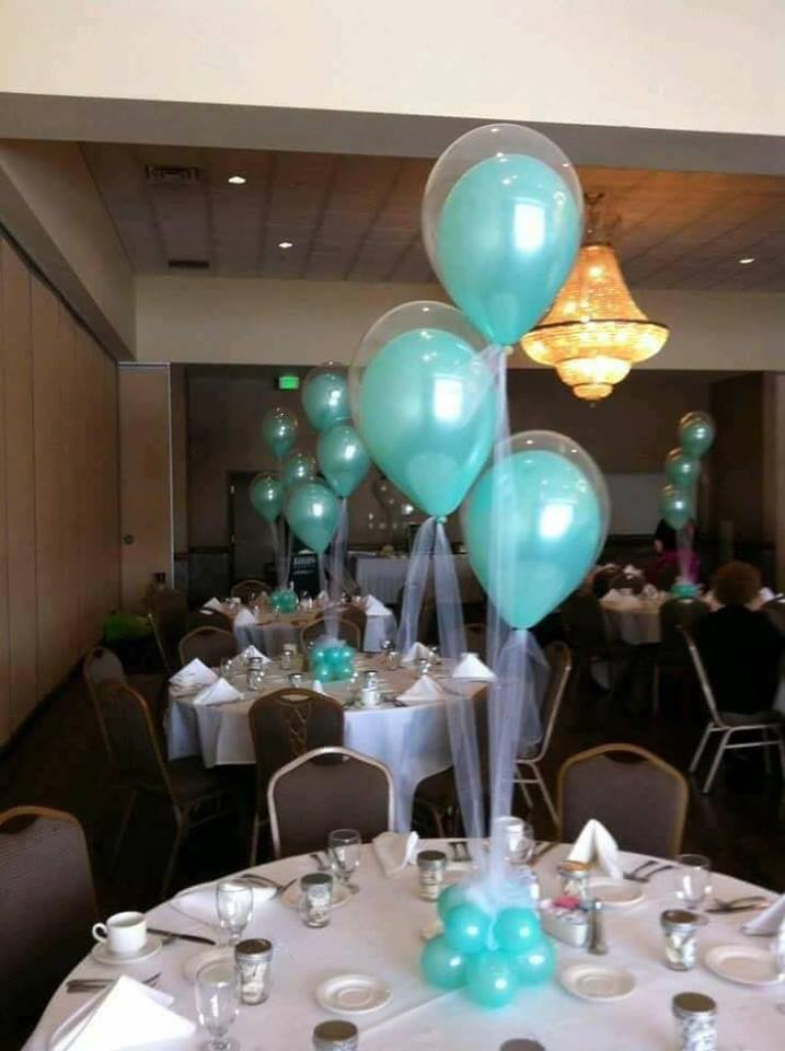 Centerpieces with balloons