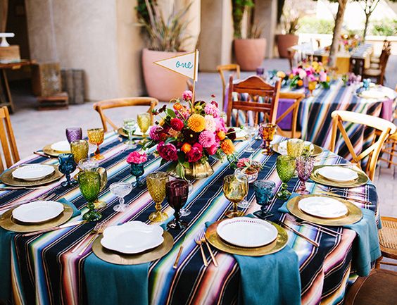 decoration in mexican colors for parties
