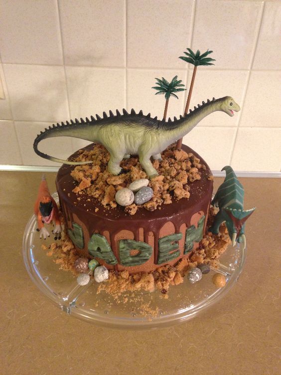 Jurassic world cakes