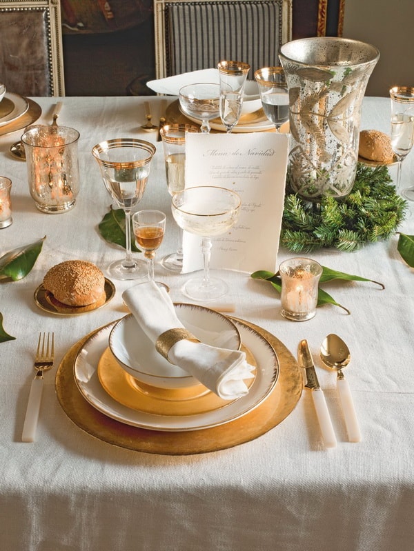 Elegant New Year's Eve table