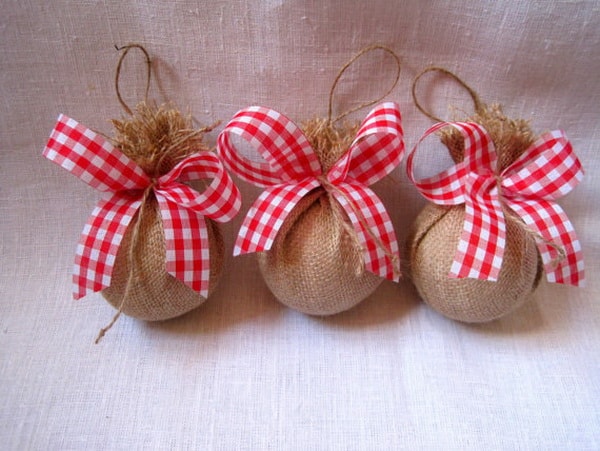 Christmas balls lined with burlap cloth