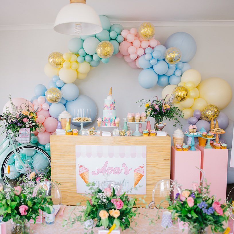 how to decorate a children's party with modern 2019 balloons