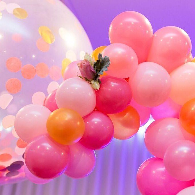 decoration parties with transparent balloons (3)