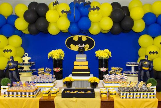 Batman main table decoration
