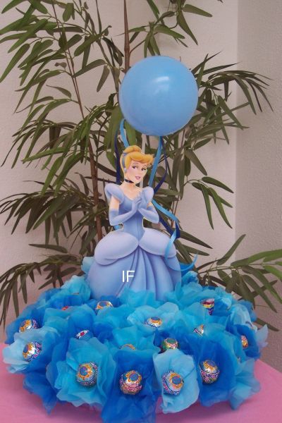 centerpiece for Cinderella party