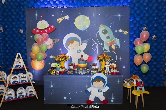 Astronauts main table