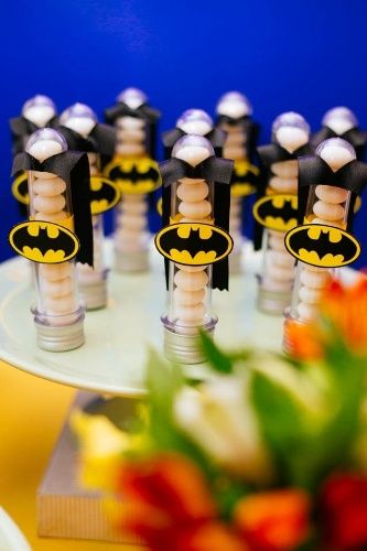 Ideas for Batman dessert tables