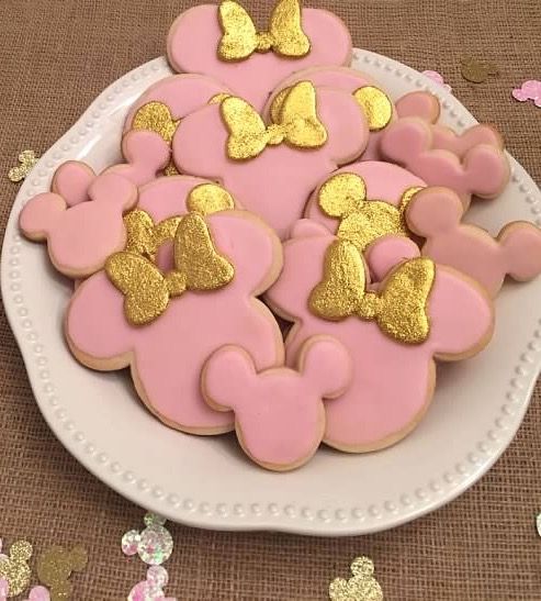Minnie mouse pink with gold party
