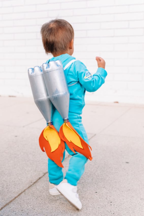 30 how to make improvised astronaut costume