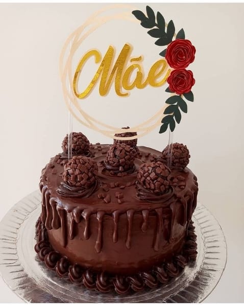 brigadeiro cake with mothers day top with roses