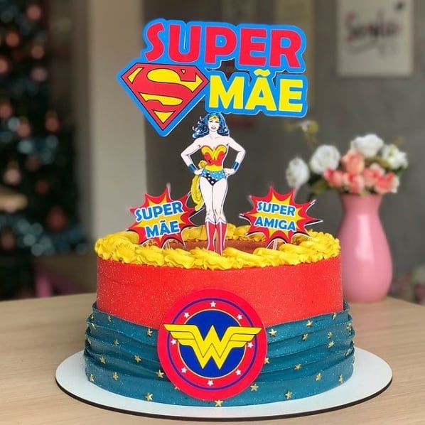 mother's day cake with super mom top