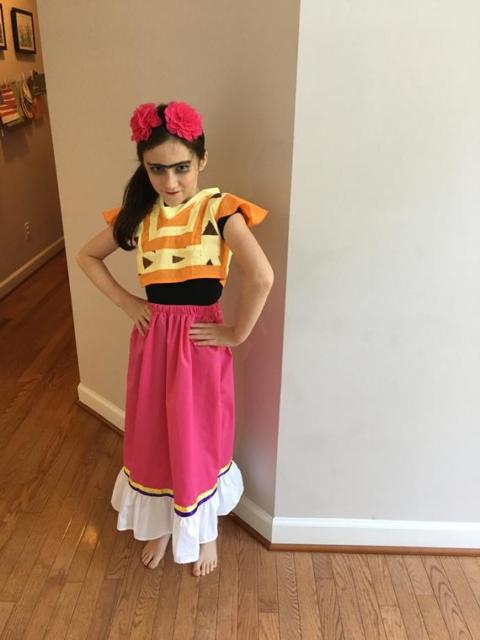 Fantasy frida kahlo: child with pink skirt