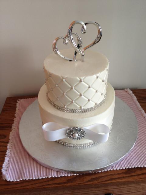 Mini wedding: white cake