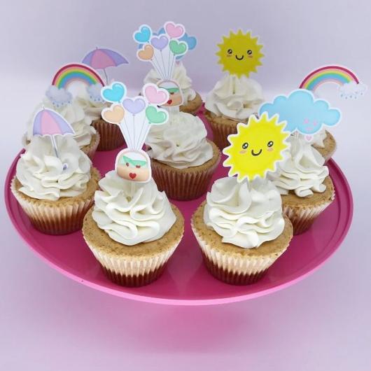 Love Rain Cupcake: Decorated with whipped cream and topper
