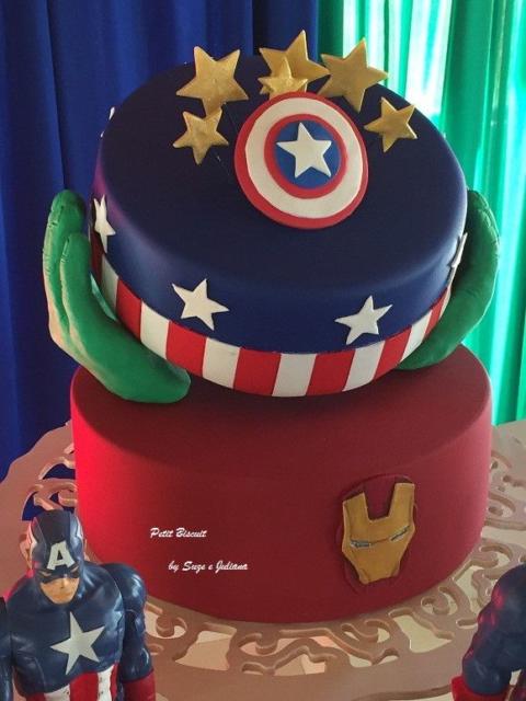 Another creative inspiration from fake Avengers cake