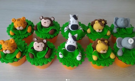 cupcake decorated children's party