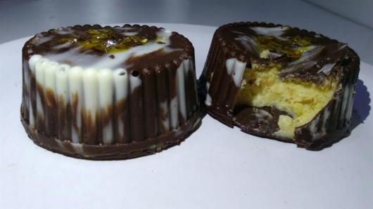 Mini truffle bonbon cake