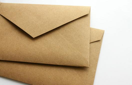 Kraft paper invitation envelope