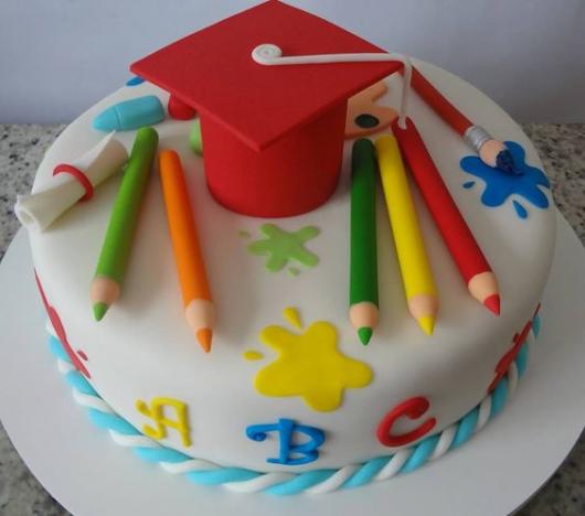 Colorful cake with American paste pencils