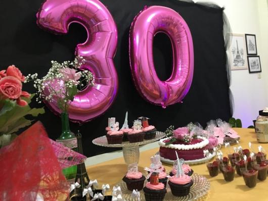 Number balloons in 30 years party decoration