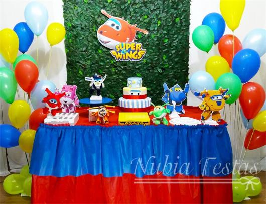 Simple Super Wings Party Decoration with Blue and Red Tablecloth