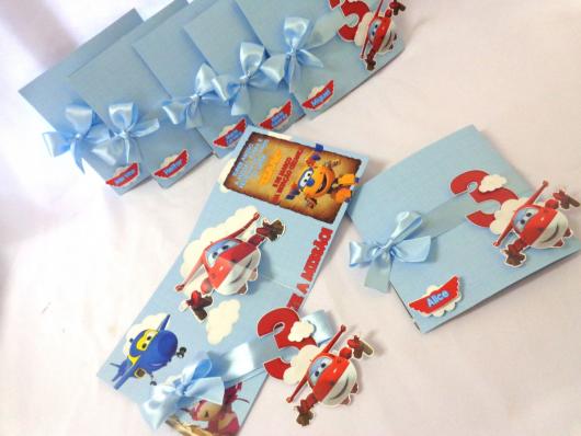 Party Super Wings invitation scrap with blue bow