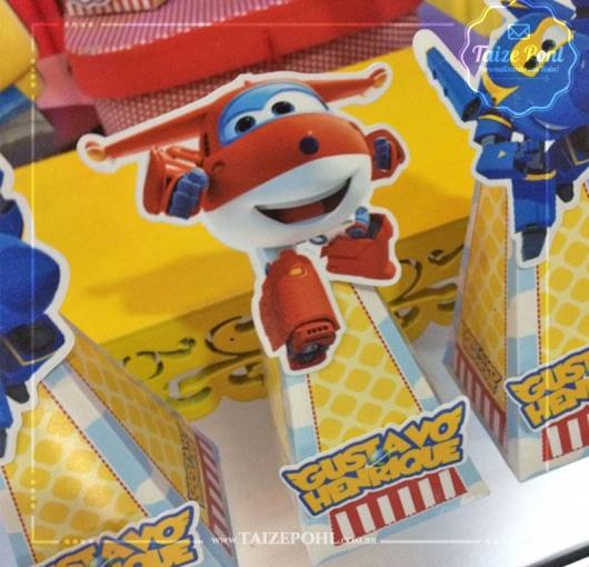 Super Wings party kit assembled party