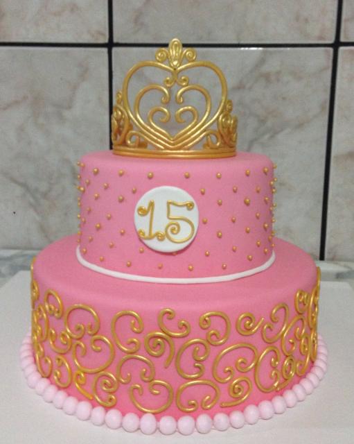 fake pink and gold biscuit cake
