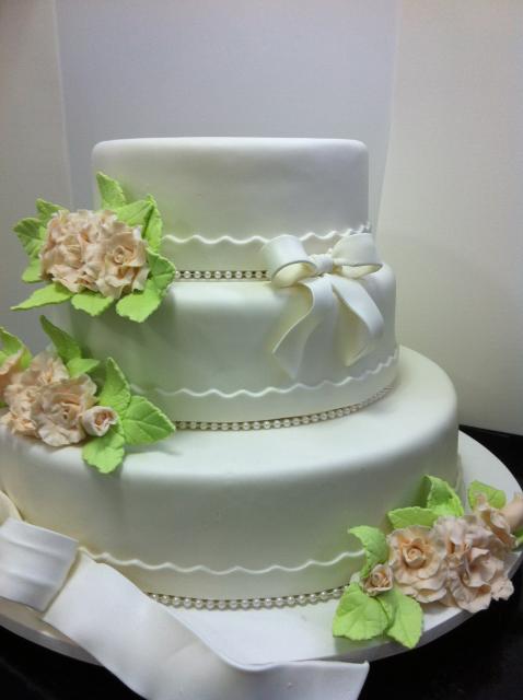 fake biscuit cake with roses for wedding