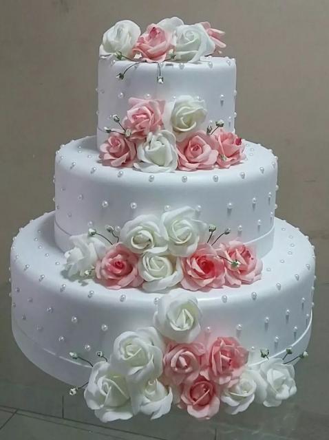 fake biscuit cake with flowers for wedding