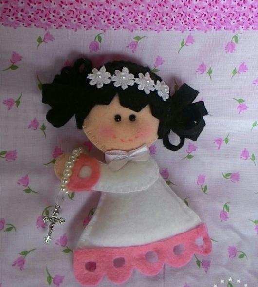 Souvenirs for christening godparents little felt angel with rosary in her hand
