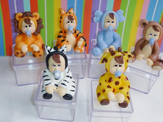 Safari baby souvenirs acrylic box with biscuit appliqué