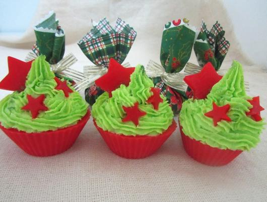 Green Whipped Cream Christmas Cupcake with Red Cupcake