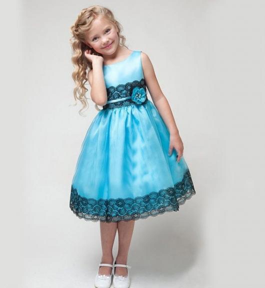 Short blue children's dress with black lace