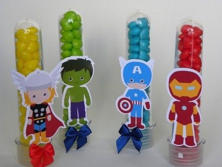 Tubetes with the characters of the Avengers.
