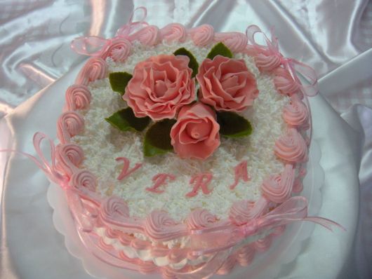 cake with whipped flowers