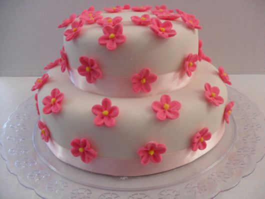 cake with flowers american paste 2