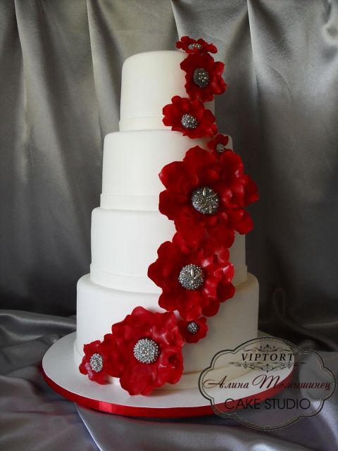 cake with red flowers