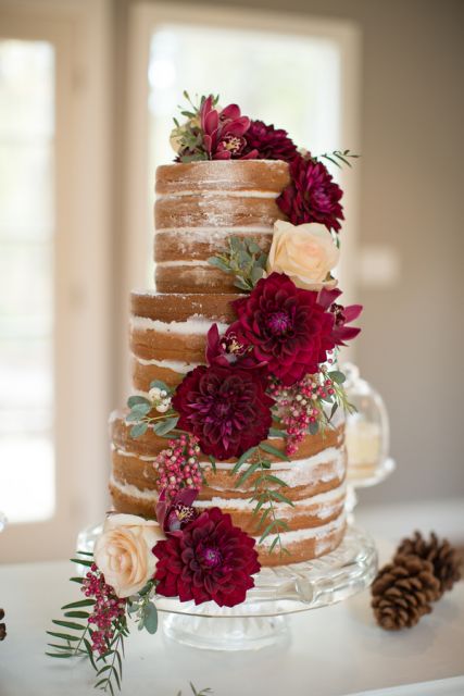 naked cake with flowers 2