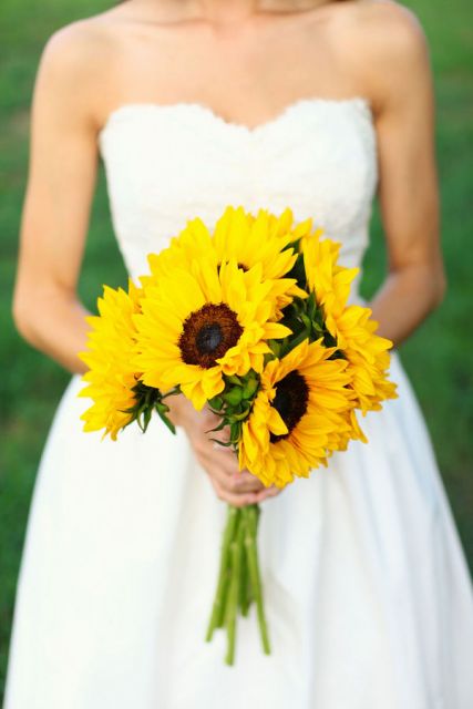 big sunflower bouquet