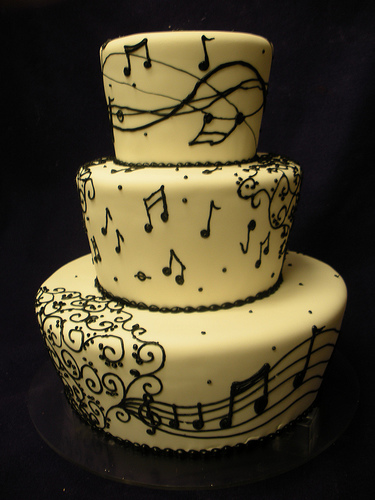 15-year-old cake-with-musical-notes