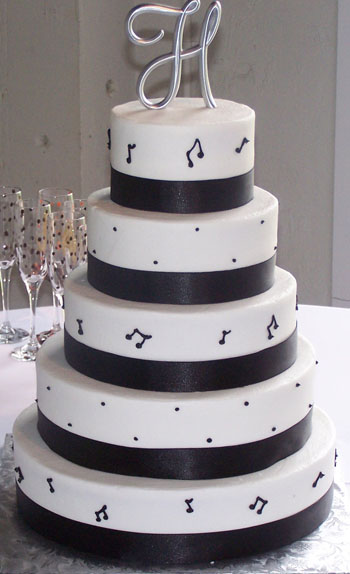 cake-with-musical-notes-weddings