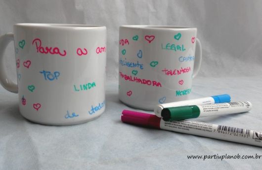 gift-to-friend-creative-mugs-with-writings