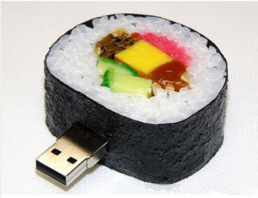 gift-to-friend-pen-drive-creative