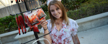 Can you drink at Horror Nights?