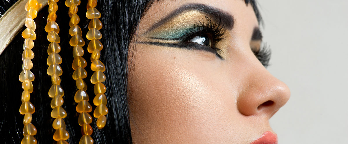 Did Cleopatra really wear makeup?