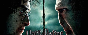 How does Harry Potter Deathly Hallows Part 2 start?