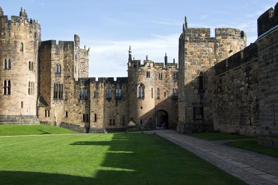 Was Bamburgh castle used in Harry Potter?