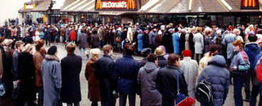 What day is Mcdonalds the busiest?