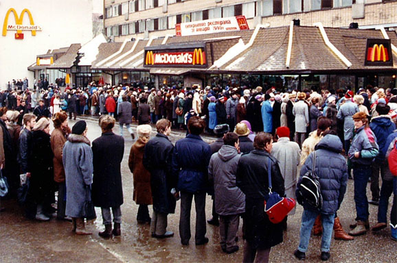 What day is Mcdonalds the busiest?